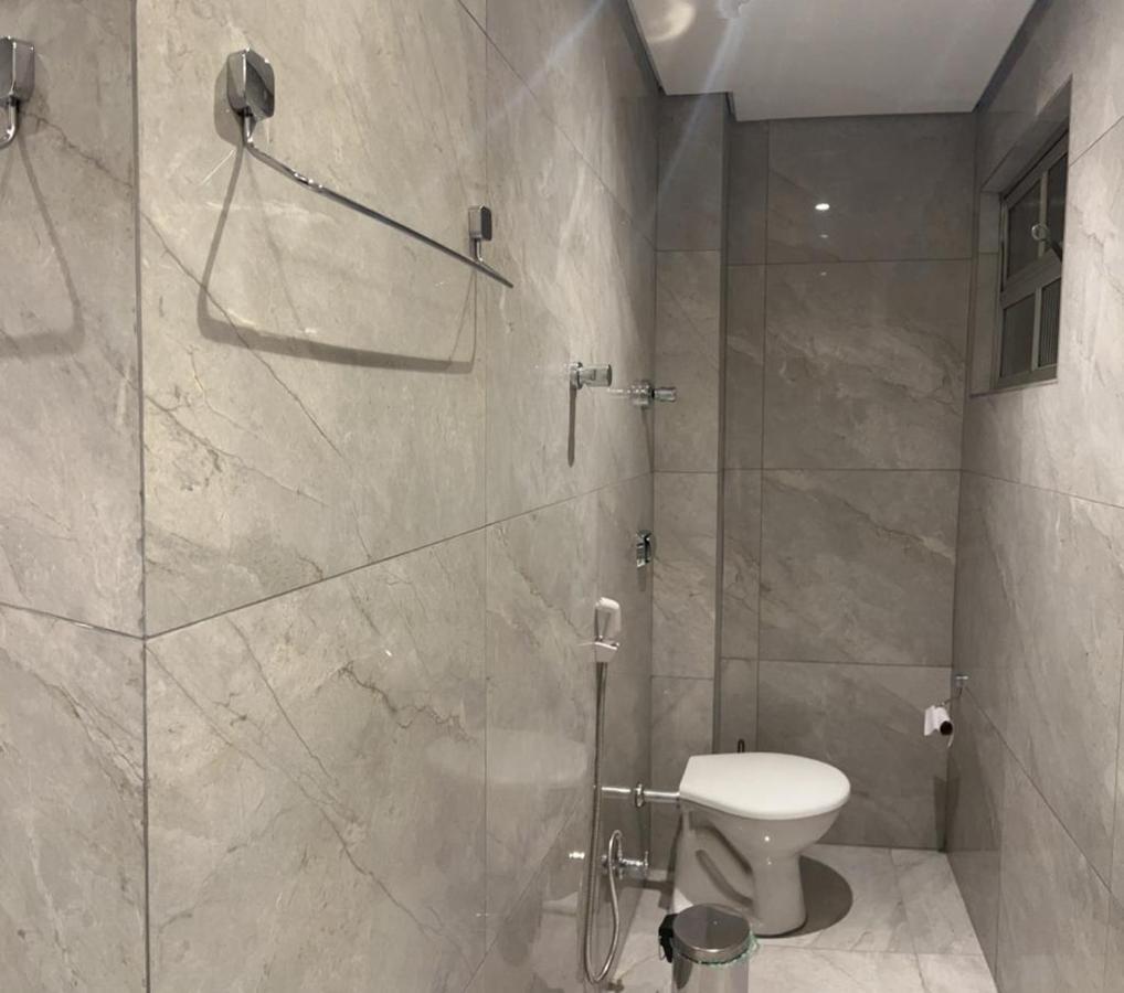 Apartamento Para Pessoas De Familia Ou A Negocio, Ap Lindo Aconchegante No Bras Proximo Igreja Mundial,Mercado Municipal, 25 De Marco, Templo Salomao, Metro Dom Pedro Ll, Bancos, Mercado E Etc São Paulo Exteriör bild