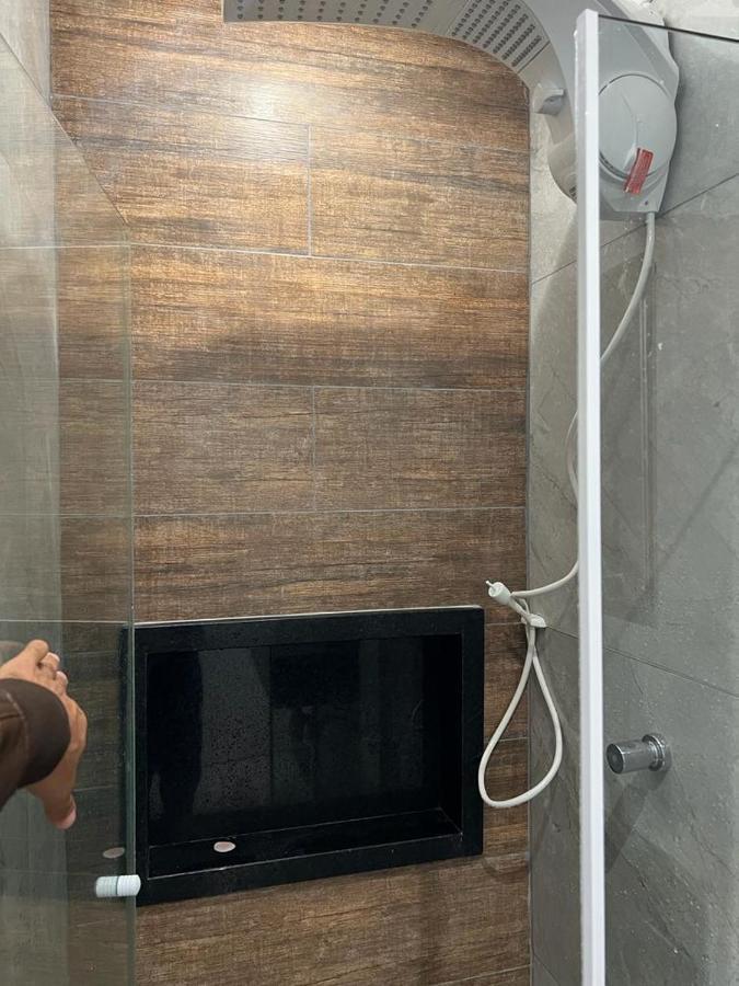 Apartamento Para Pessoas De Familia Ou A Negocio, Ap Lindo Aconchegante No Bras Proximo Igreja Mundial,Mercado Municipal, 25 De Marco, Templo Salomao, Metro Dom Pedro Ll, Bancos, Mercado E Etc São Paulo Exteriör bild